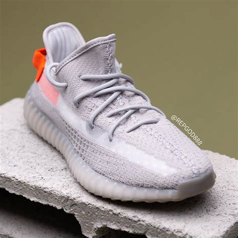 cheap yeezys 350 v2.